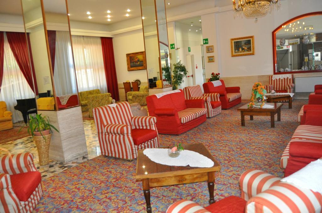 Hotel Cristallo Chianciano Terme Ngoại thất bức ảnh